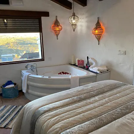 El Escondite de Martina, Ático Romántico Setenil De Las Bodegas Exterior foto