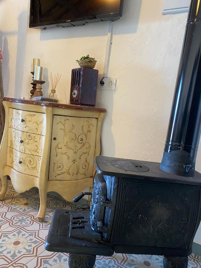 El Escondite De Martina, ático Romántico Сasa de vacaciones Setenil De Las Bodegas